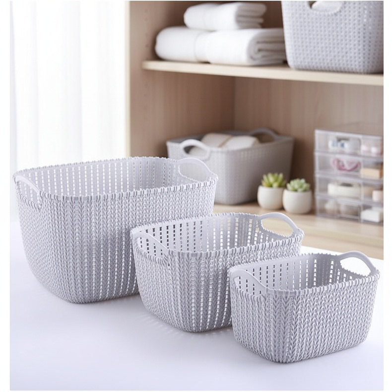 Space-saving laundry bucket for bathroom
