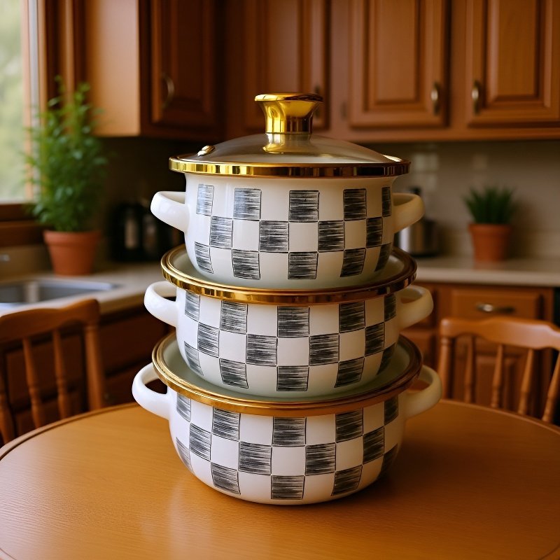Double handle design noodle pot for safe and comfortable use