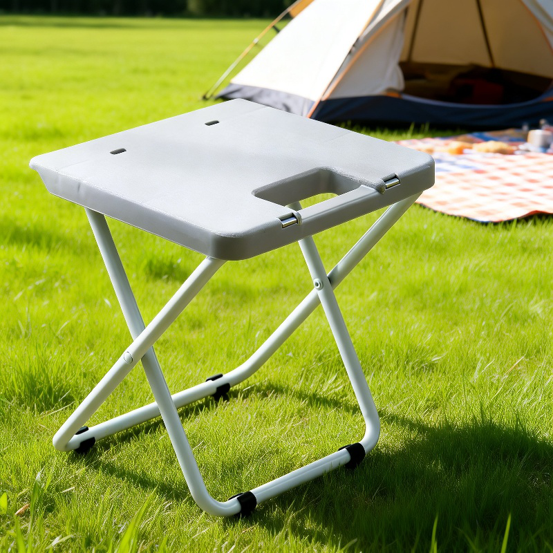 Outdoor Grill Picknick Klapphocker mit Eisenfüßen und Kunststoff, tragbar