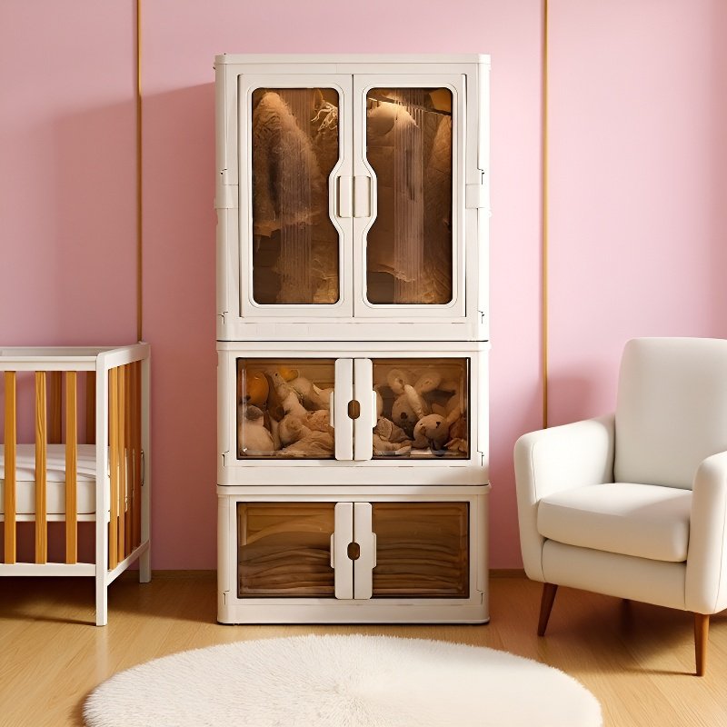 Space-saving storage box for home wardrobe