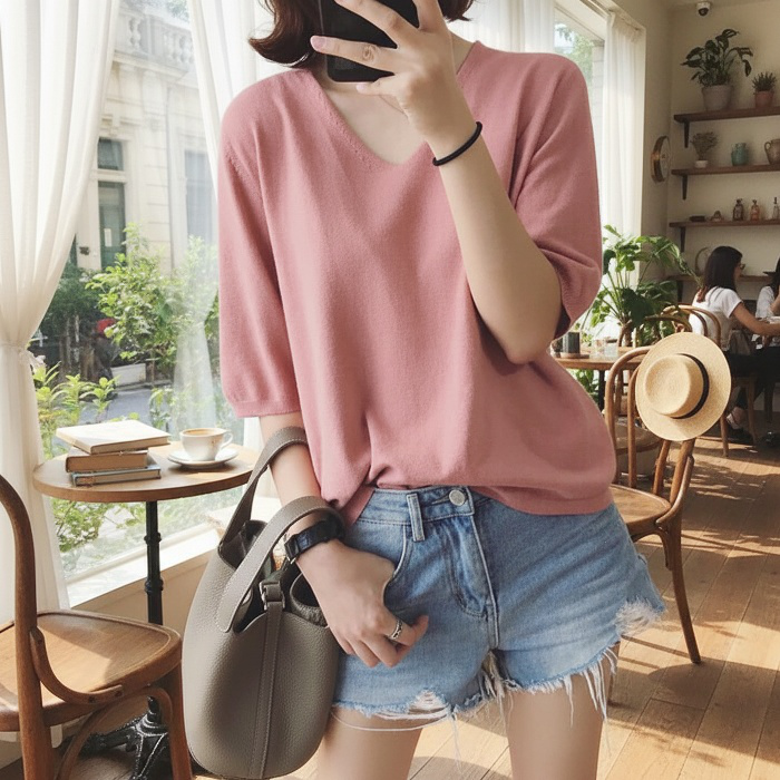 여성 캐주얼 반팔 상의 스타일링