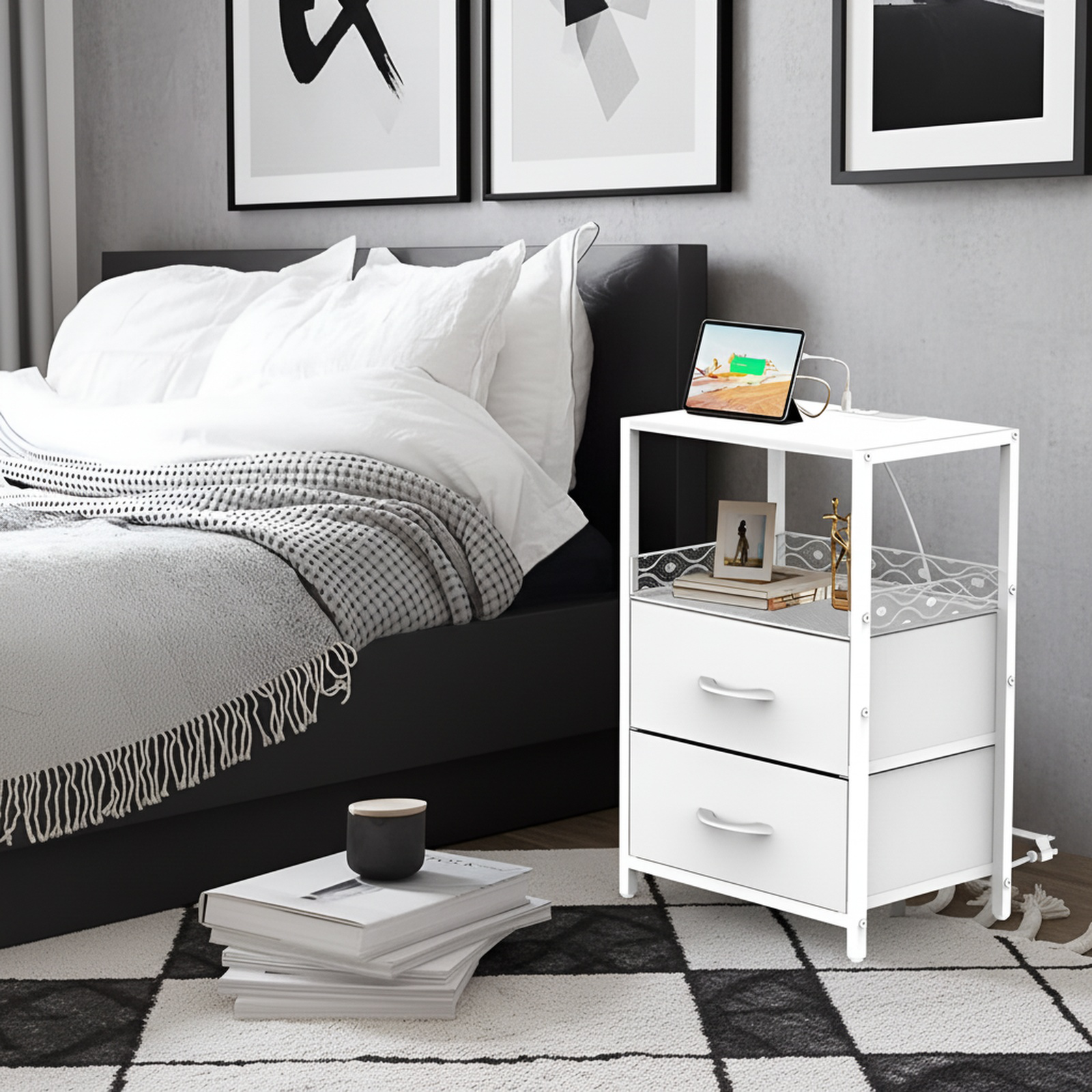 Stilvolles Regal mit Ladefunktion und Stauraum