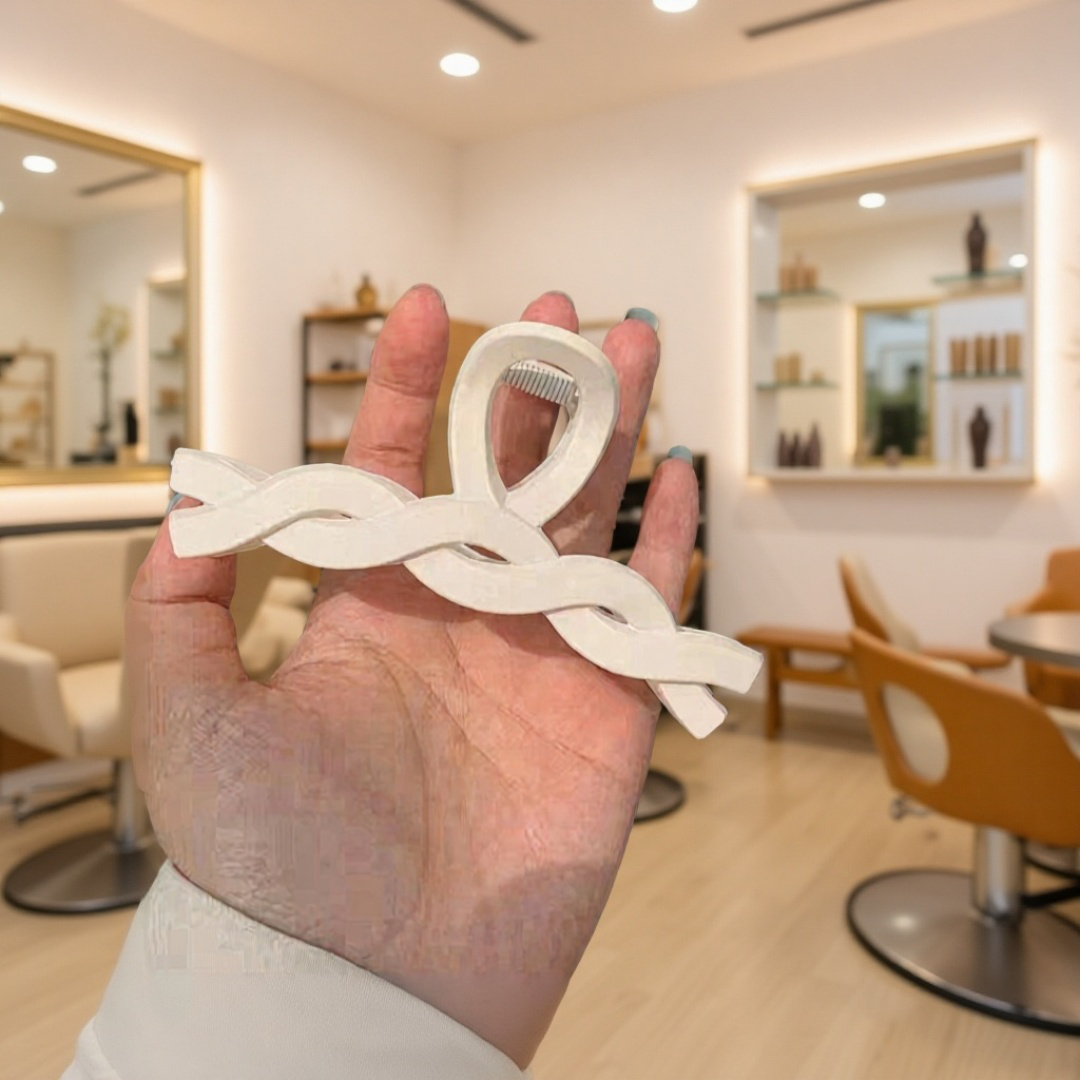 Bunte Haarspangen für Frühling und Sommer 