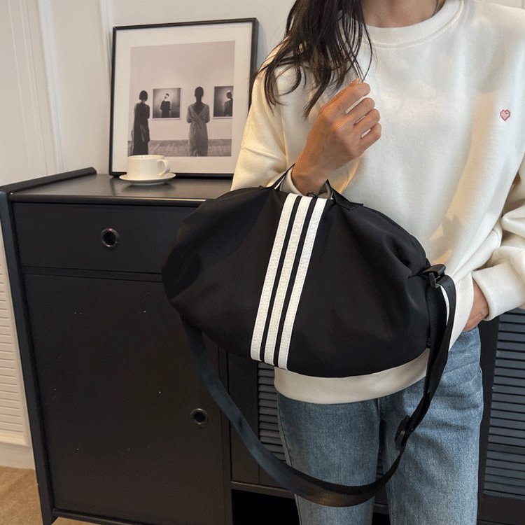 GK Fashionable Canvas Bag