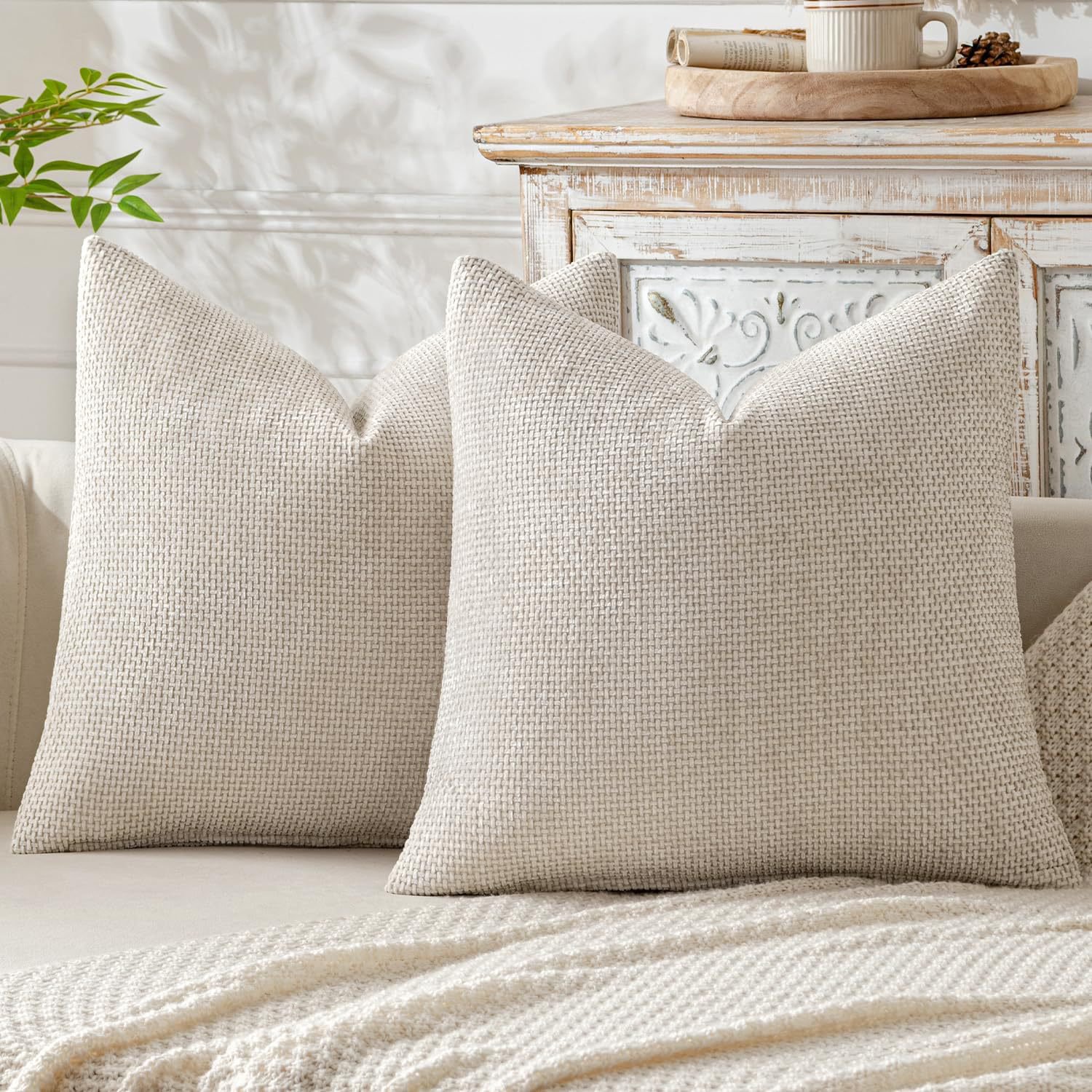 Cross-woven chenille cushion cover