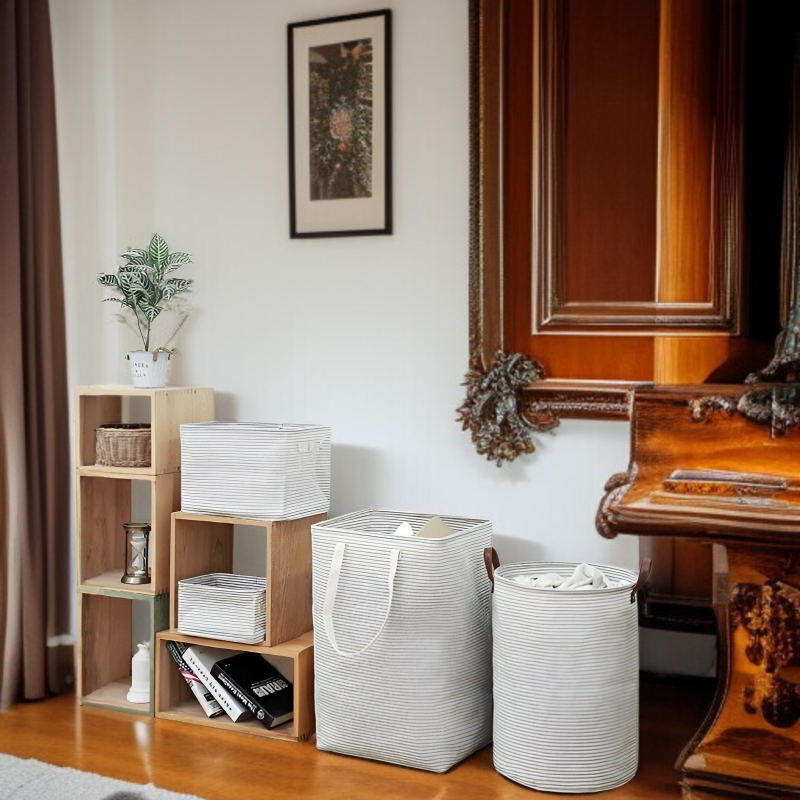 스트라이프 라지 세탁 바구니 전체 모습