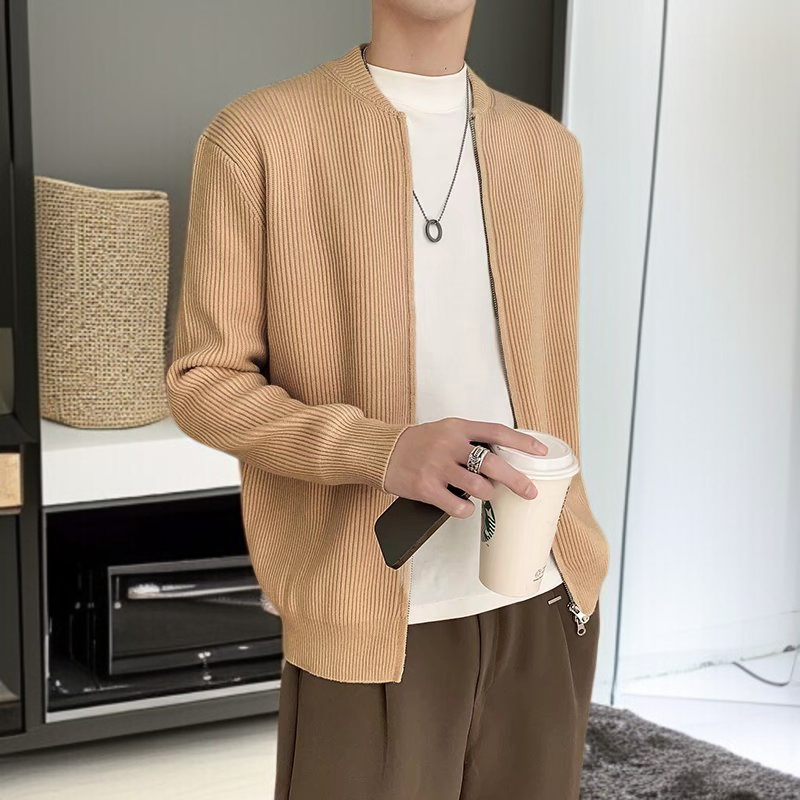 秋冬にぴったりな防寒厚手カーディガン