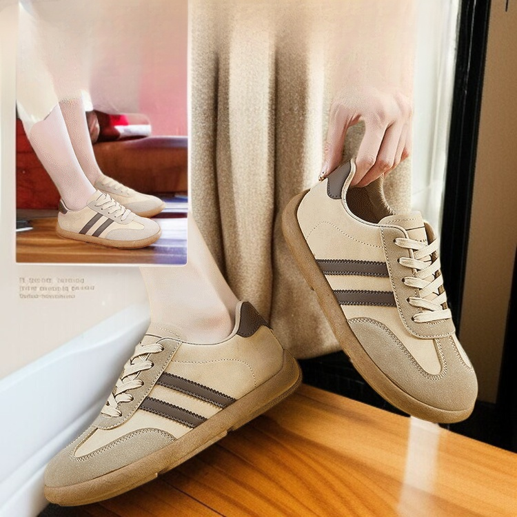 여학생 가을 화이트 통굽 스니커즈 정면 이미지