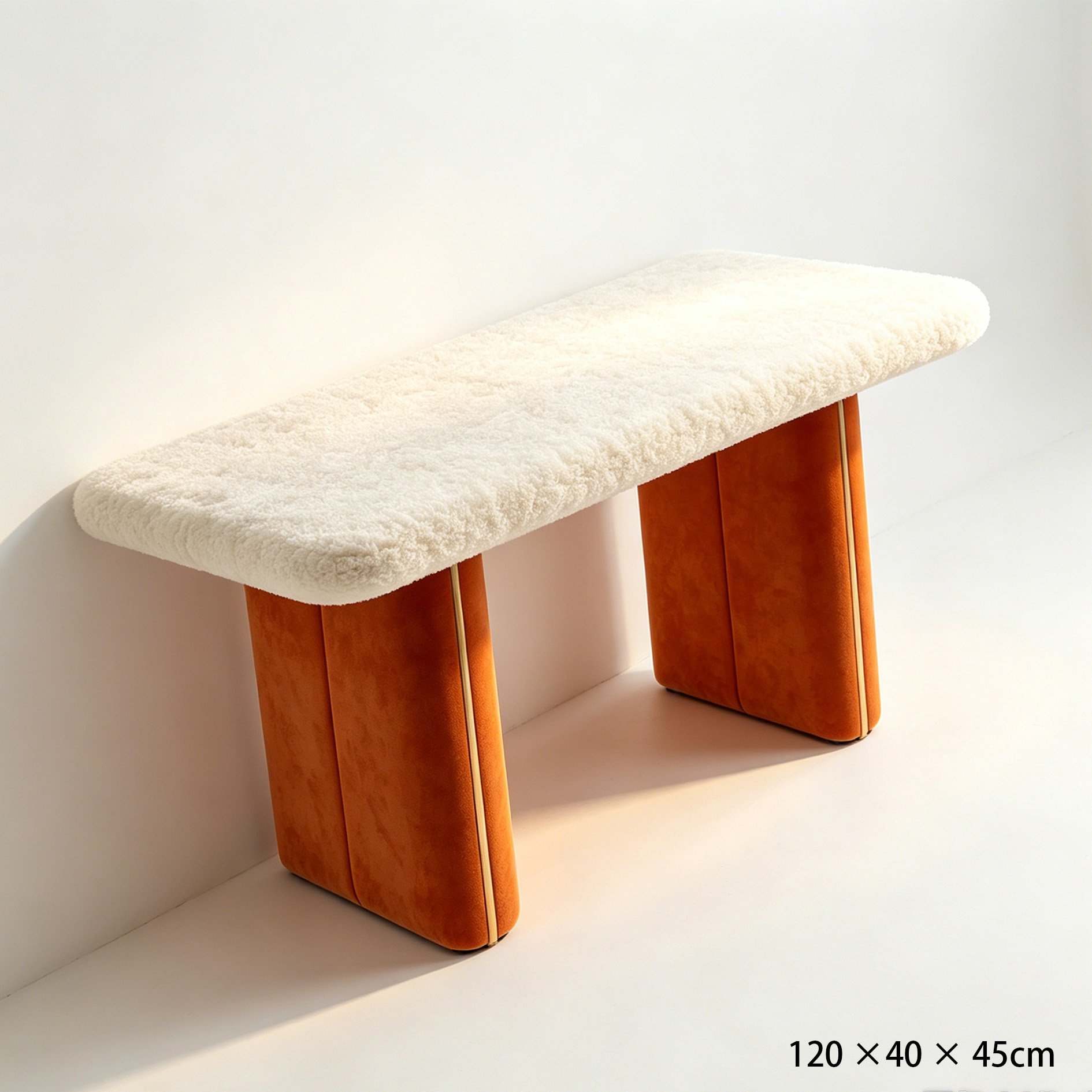 Weicher Plüsch-Tisch im modernen Wohnzimmer