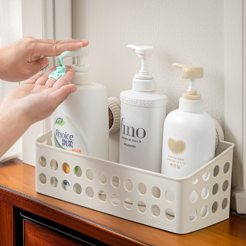 걸이형 수납선반으로 수납공간 확장