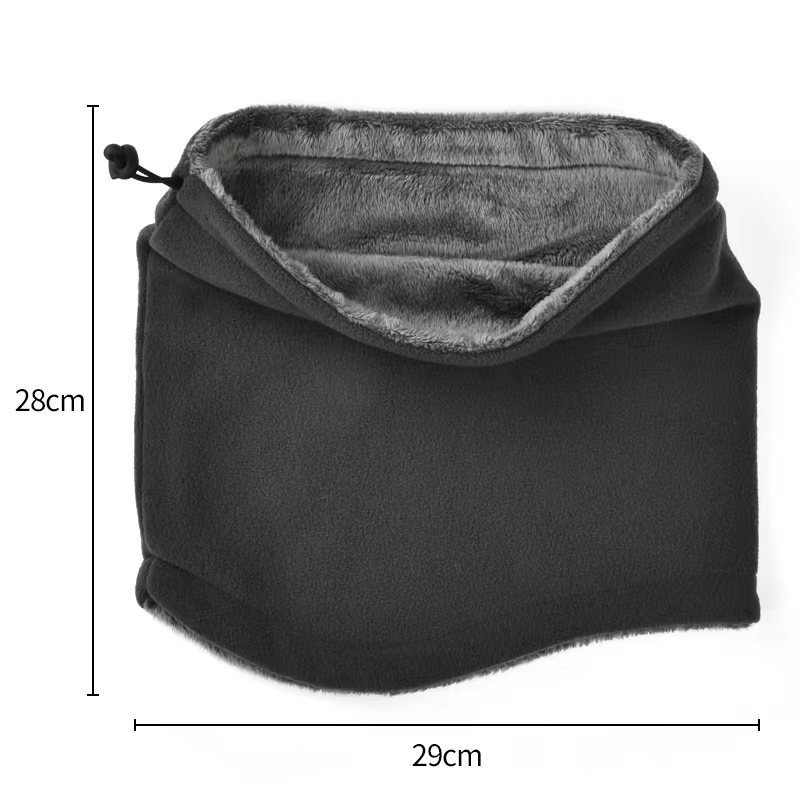 冬季アウトドア用厚手フリースネックウォーマーの着用イメージ