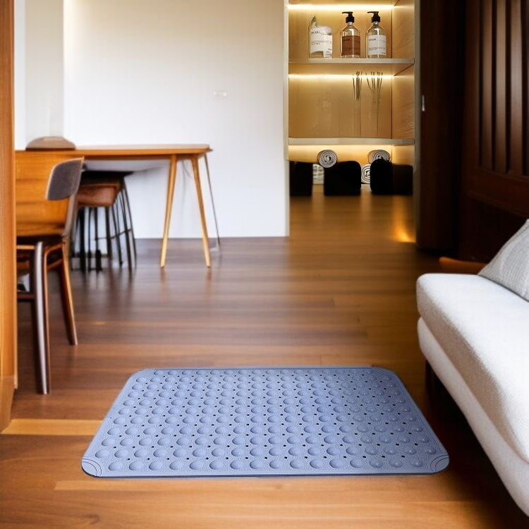 吸盤付きのバスルームマット設置例