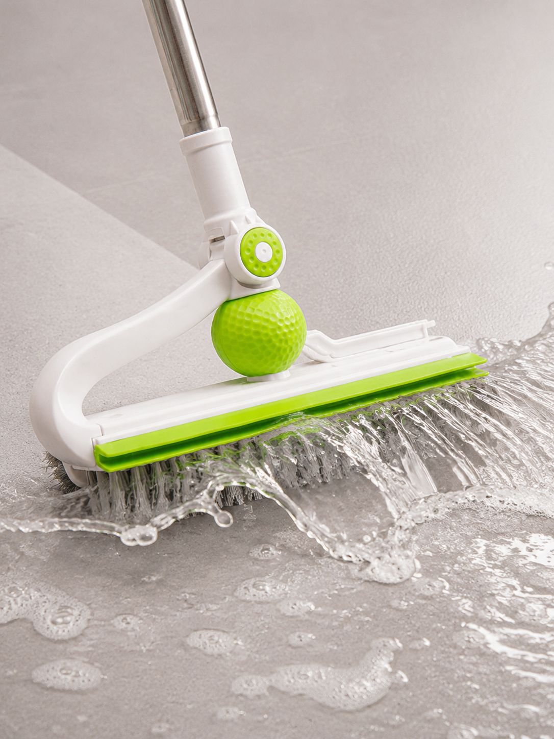 Easy-to-clean floor brush for bathroom and home