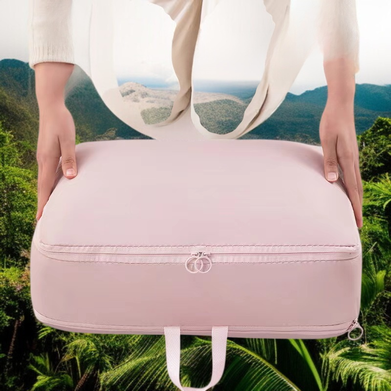 의류를 깔끔하게 정리하는 여행 파우치