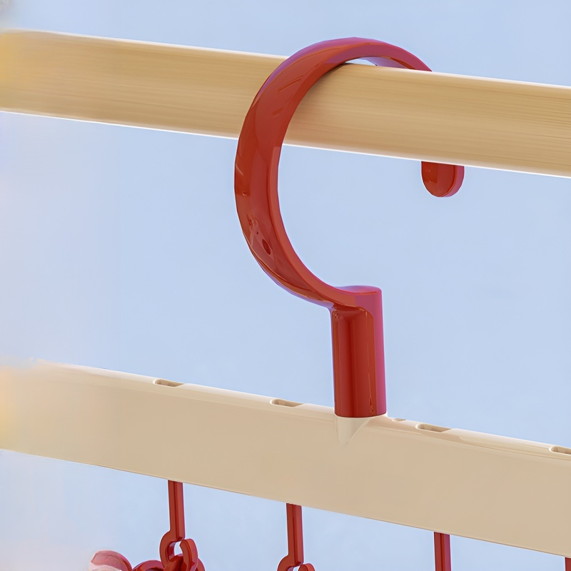 Multifunctional clothes drying rack with clips