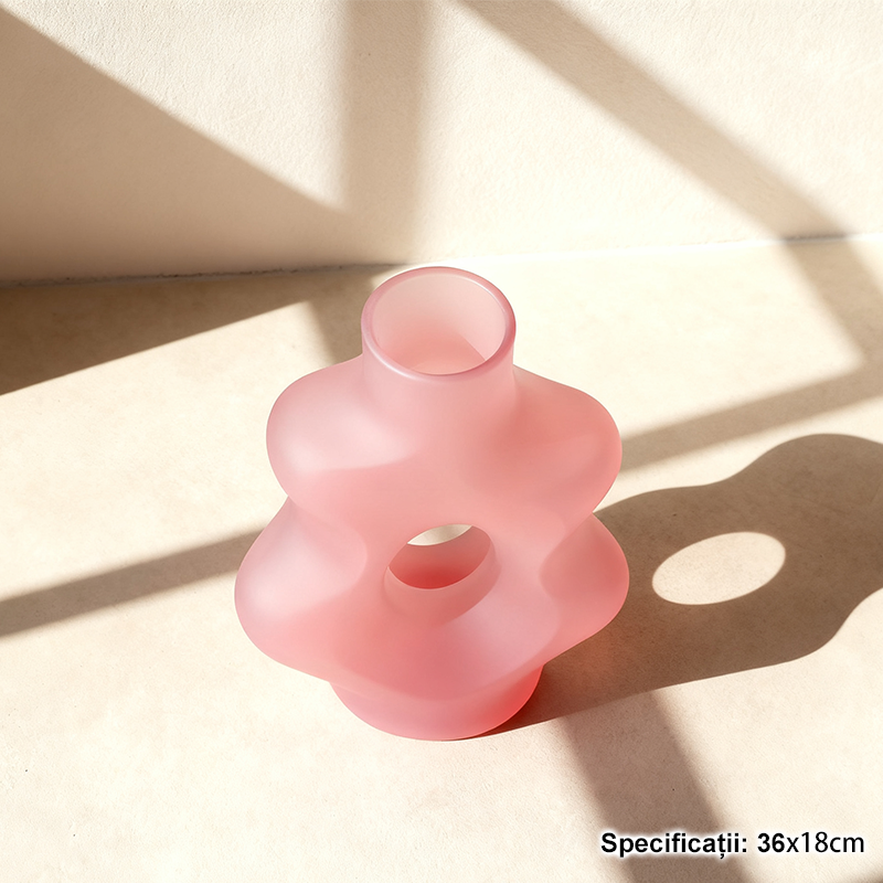 Decor elegant cu suporturi roz pastel pentru flori