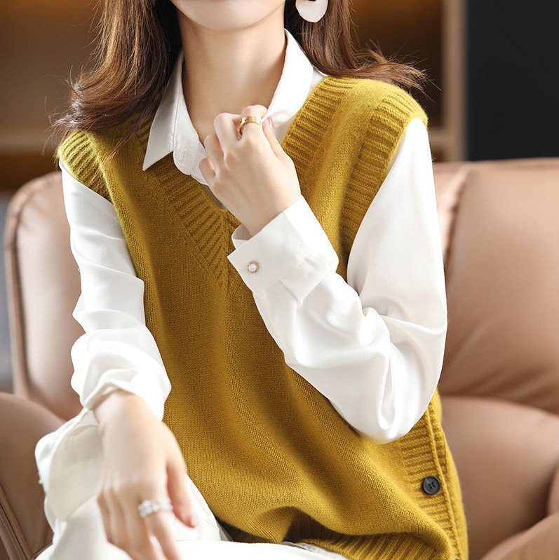 春秋用重ね着Vネックニットベスト ノースリーブトップス 体型カバー ゆったりデザイン