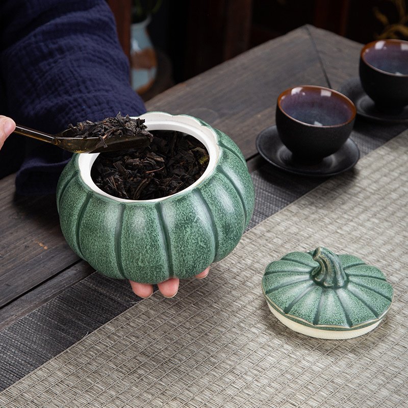Pumpkin-shaped tea canister, ceramic simulated vegetable airtight jar, snack storage jar, gift jar, 