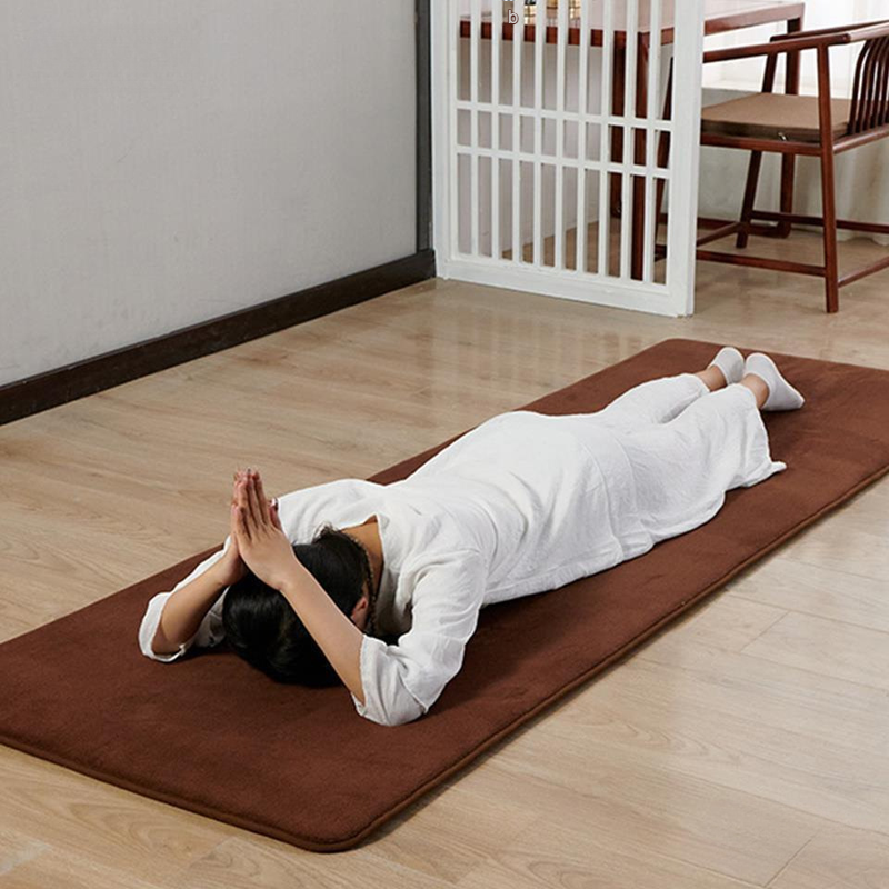 Super smooth and thick floor mat