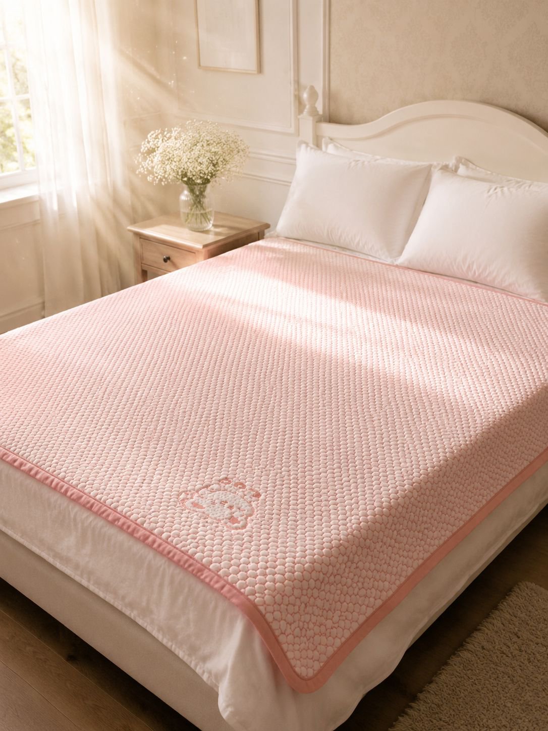 Soft ice silk mat for summer cooling comfort