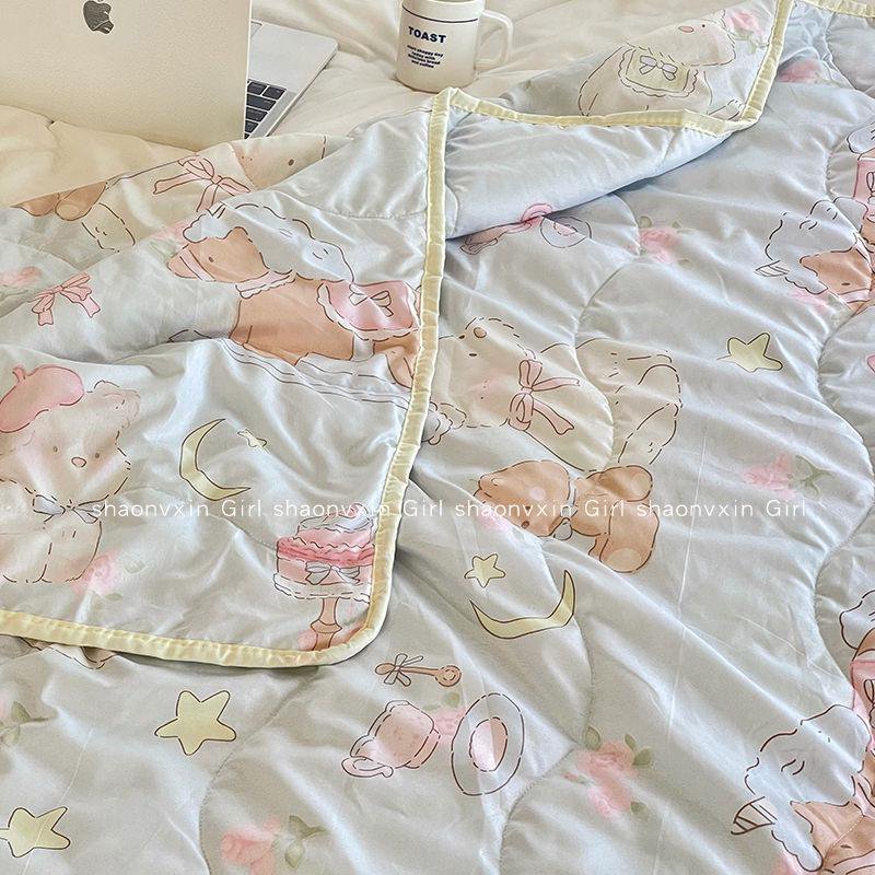 ผ้าห่มบางสำหรับนักเรียนฤดูร้อน ลายหมาน้อยน่ารักสำหรับหอพัก