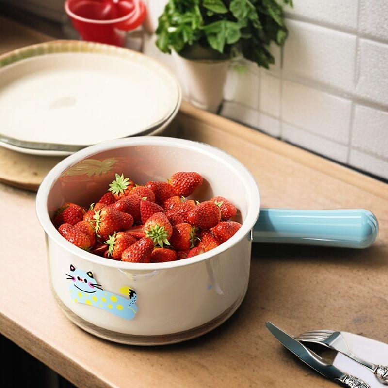 튼튼한 플라스틱 소재의 싱크대 바구니 디테일