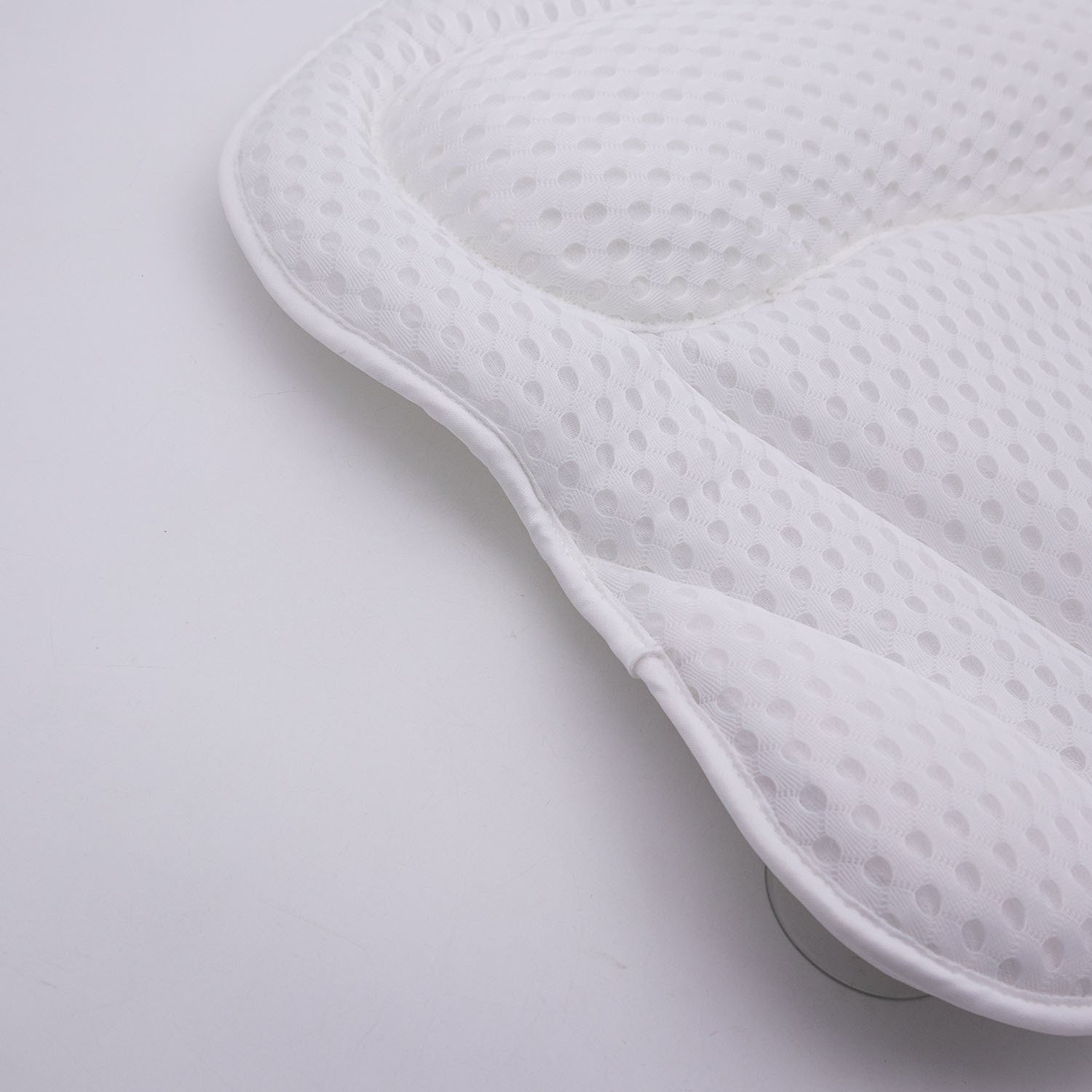 Quick-drying bath pillow with hooks