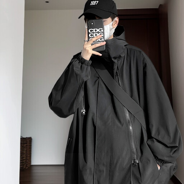 防水仕様のソフトシェルフリースジャケットディテール