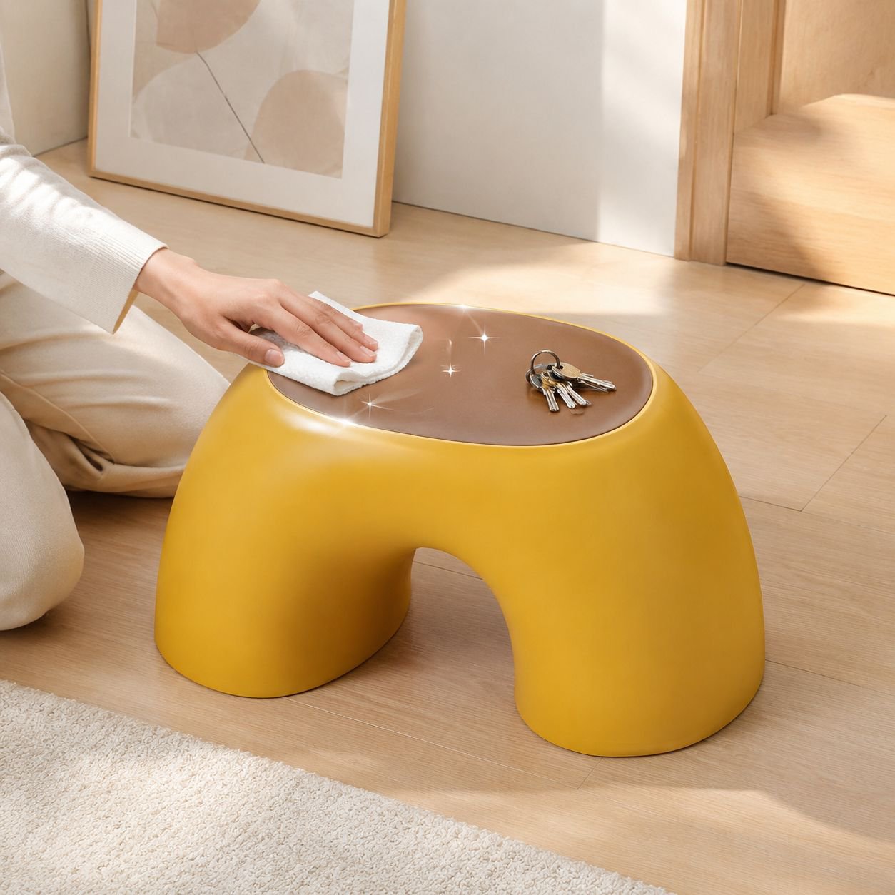 Farbenfroher Hocker für Zuhause