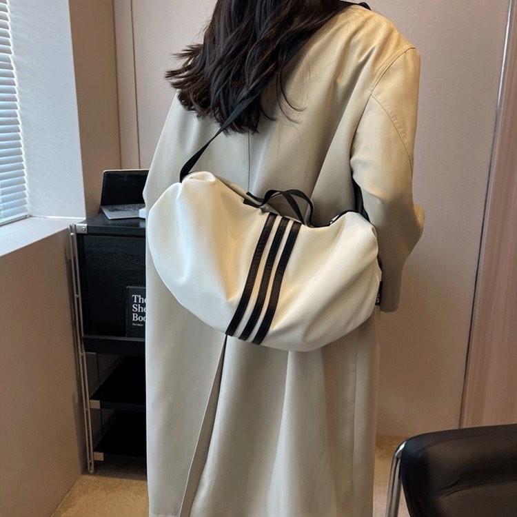 GK Fashionable Canvas Bag