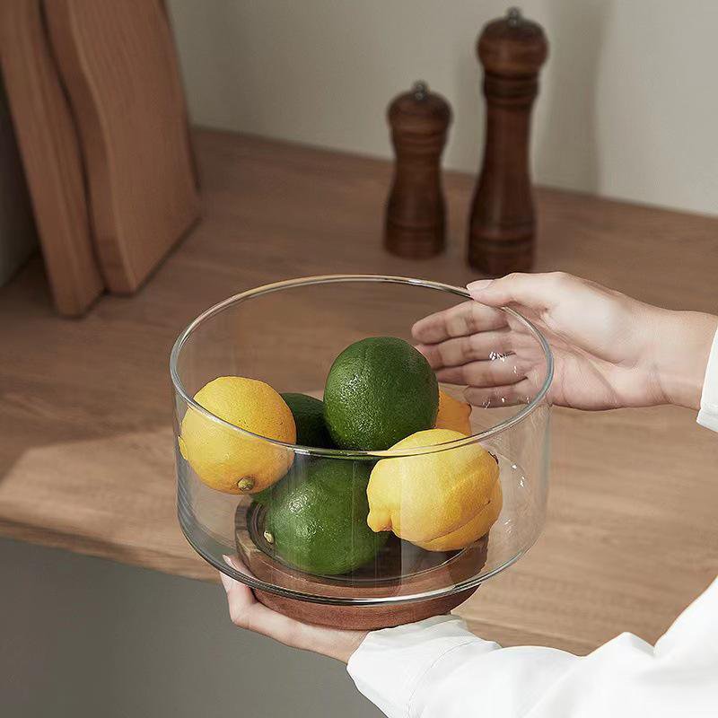 Minimalistischer Obstteller aus Glas