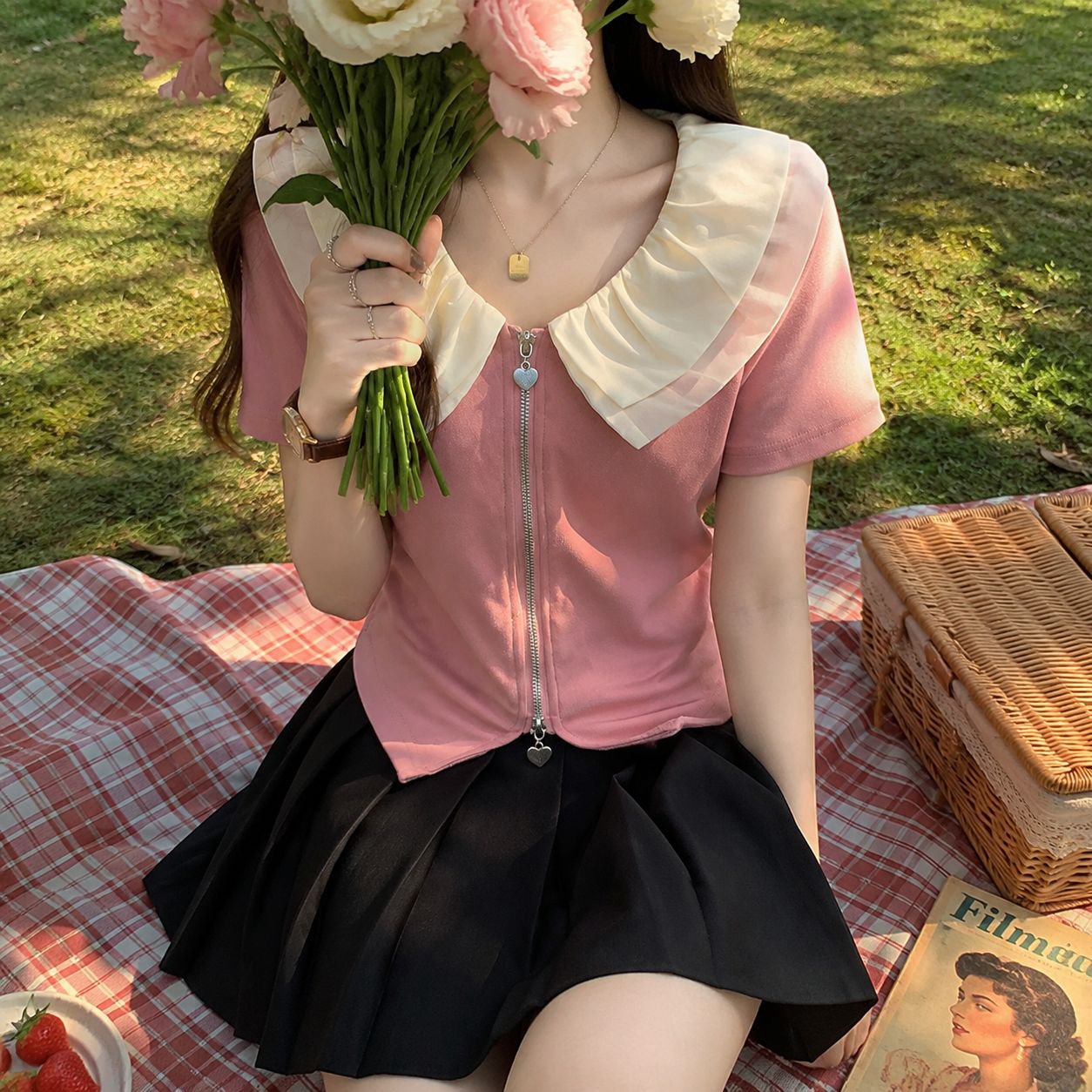 여성 여름 불규칙 반팔 슬림 티셔츠 전체 모습