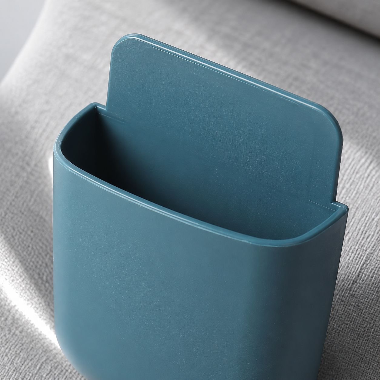 Boîte de rangement polyvalente pour chambre