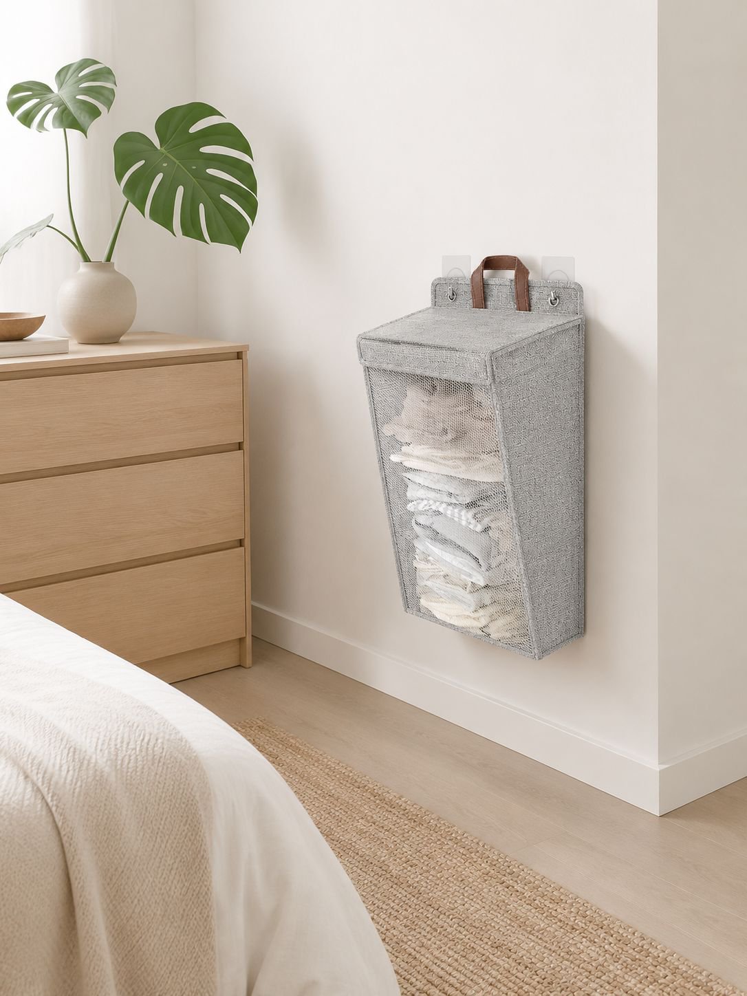 Compact Foldable Organizer for Efficient Storage