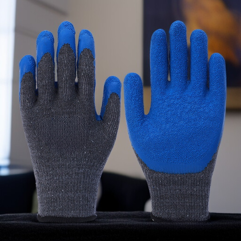 滑り止めと耐摩耗性に優れた建設用浸漬手袋