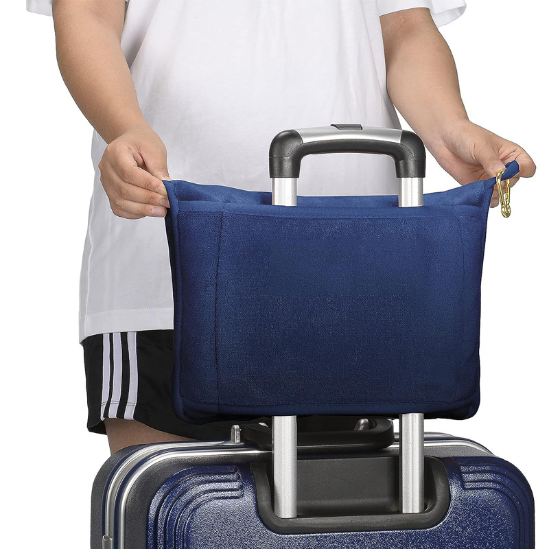 couverture-oreiller portable