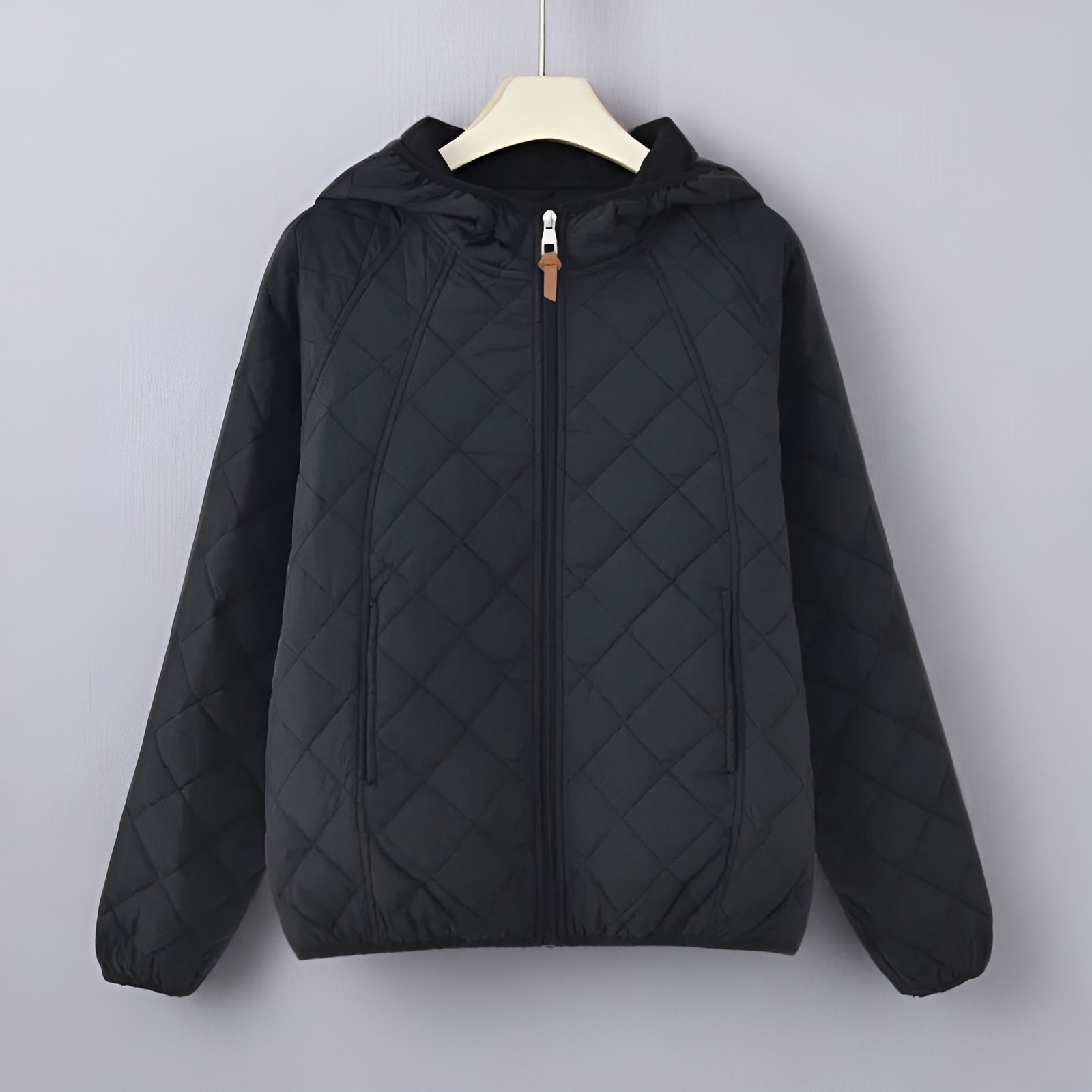 モデル着用ショート丈ダウンコットンジャケット