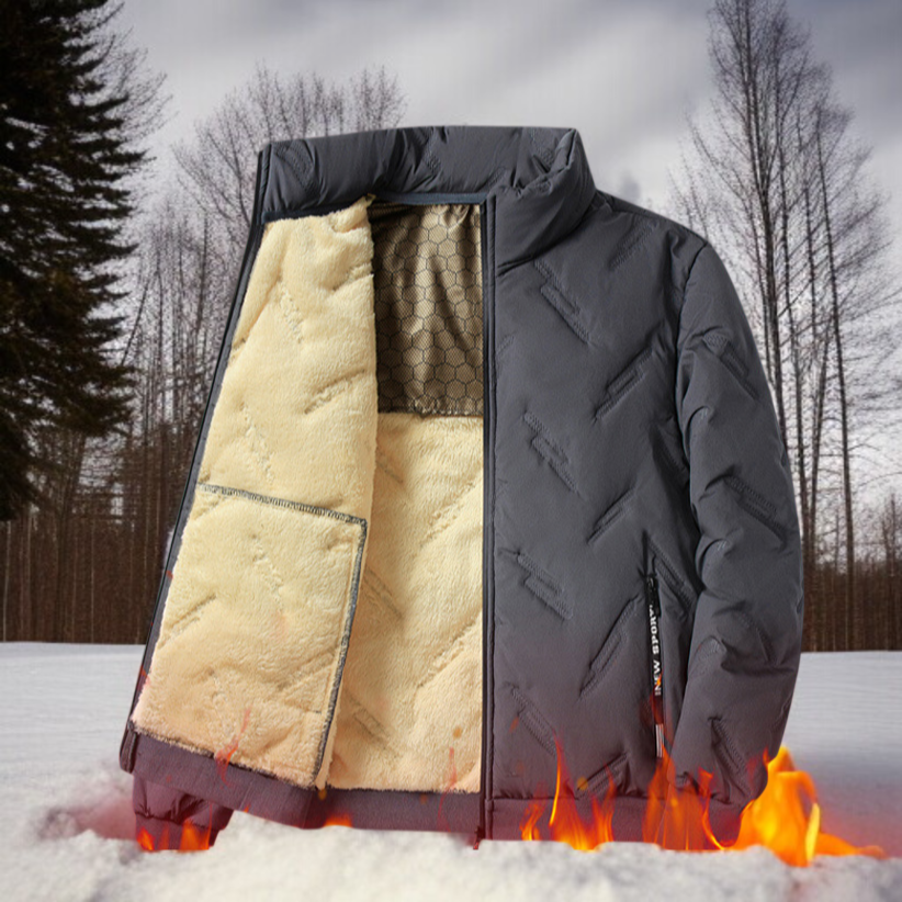 도톰한 오리털 충전재로 따뜻한 남성 패딩 코트