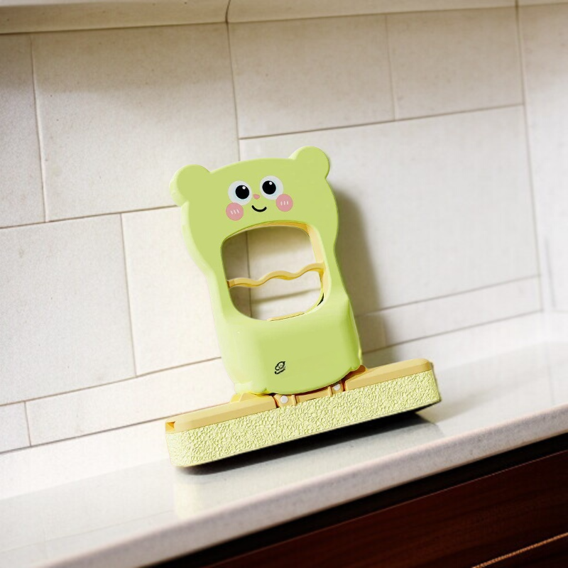 가정용 접이식 미니멀티 밀대 사용 모습