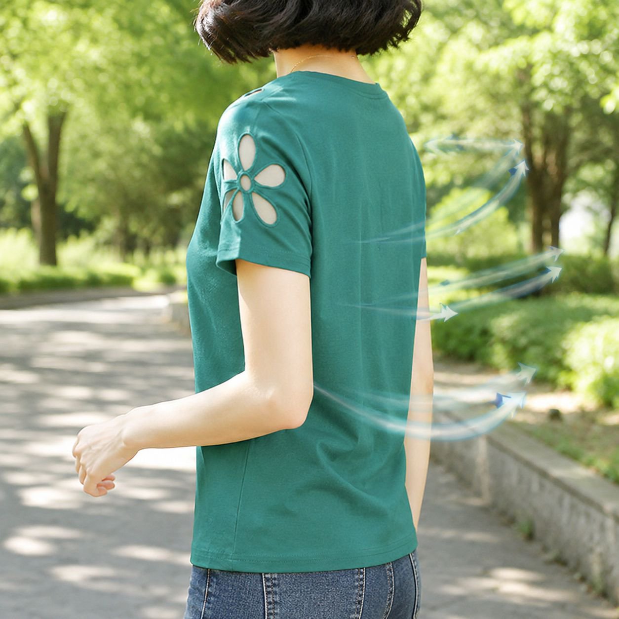 ゆったり刺繍入りVネック透かし彫り半袖Tシャツ レディース