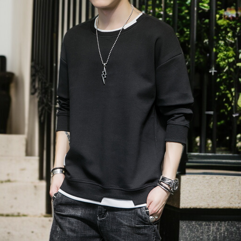 秋冬に最適なメンズ長袖トップス