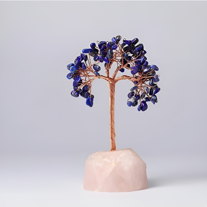 เศษคริสตัลธรรมชาติ ลวดทองแดง และต้นไม้เงิน