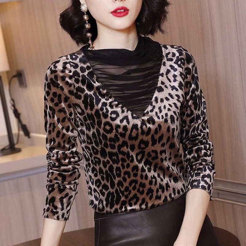 金絲絨網紗打底衫女春秋新款時尚氣質V領T恤休閒百搭長袖豹紋上衣