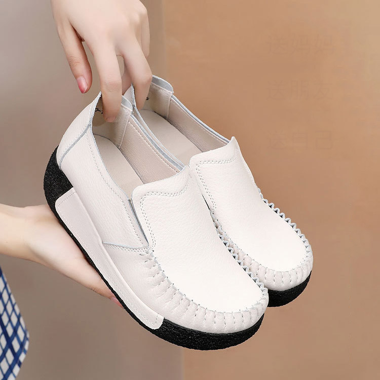 【厚底シューズ】「履く人の事を考えた」人気の次世代型コンフォートシューズです♪