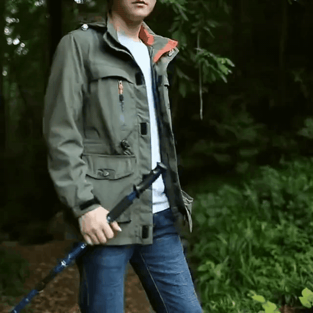 【ウィンドブレーカー】見た目と機能性の両立したアウトドア専用ウィンドブレーカー、2着目は半額に