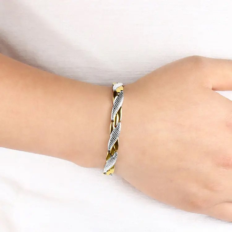 男女兼用チタンブレスレット