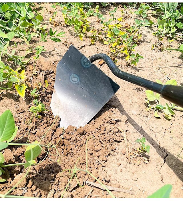 잡초 제거에 효과적인 농기구