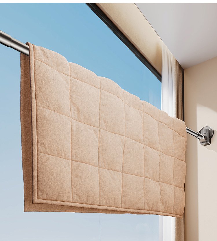 省スペースで使える吸盤式物干し竿ホルダー