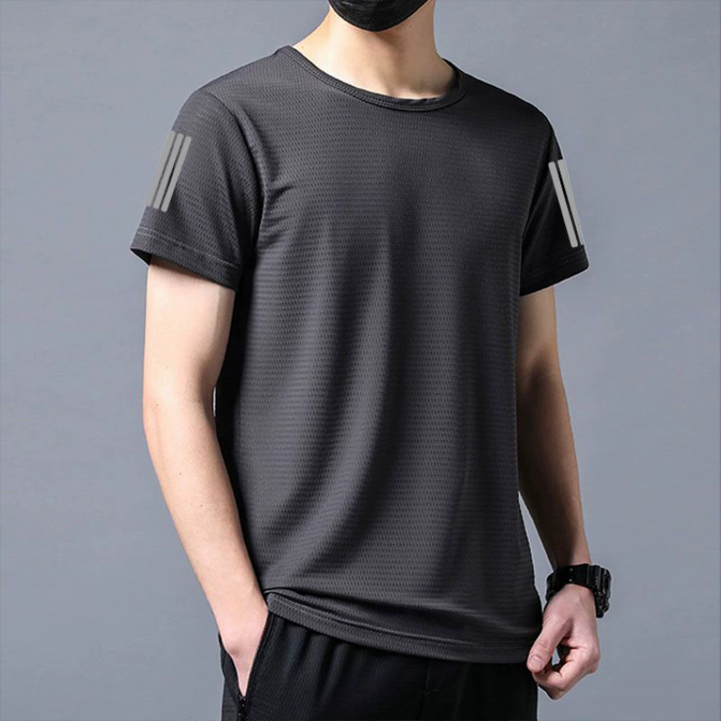 남성용 아이스 실크 반팔 운동복 디테일 샷