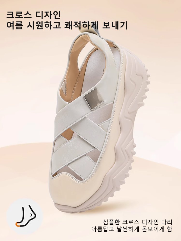 앞코 감싸 컷아웃 샌들